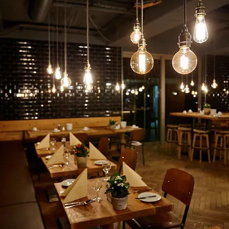Koenigshof (adults Only) فندق جارمش بارتنكيرشن